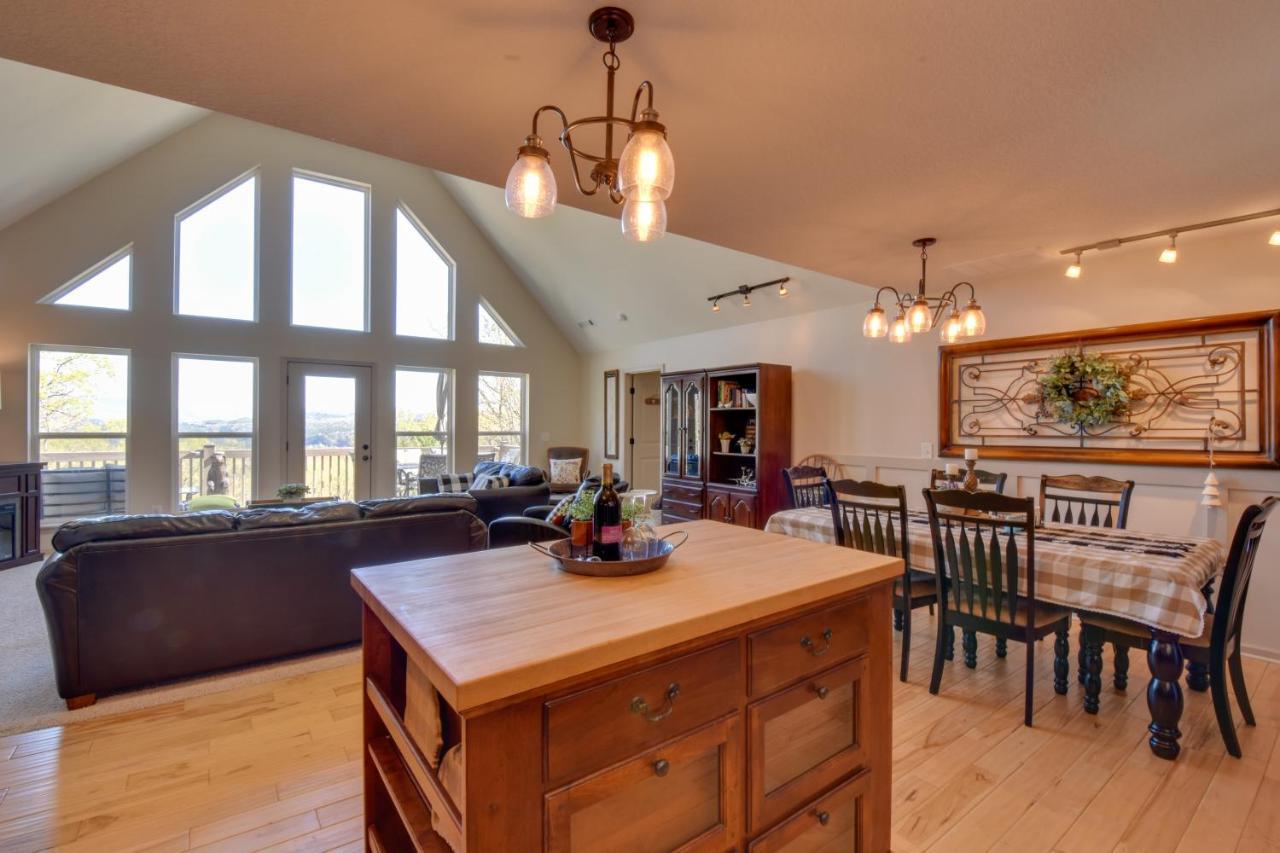 Lakemont Retreat Game Room, Hot Tub, And Mtn Views! Exterior photo