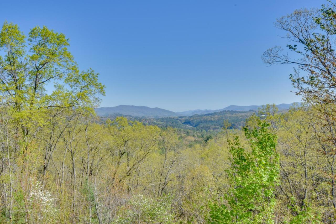 Lakemont Retreat Game Room, Hot Tub, And Mtn Views! Exterior photo